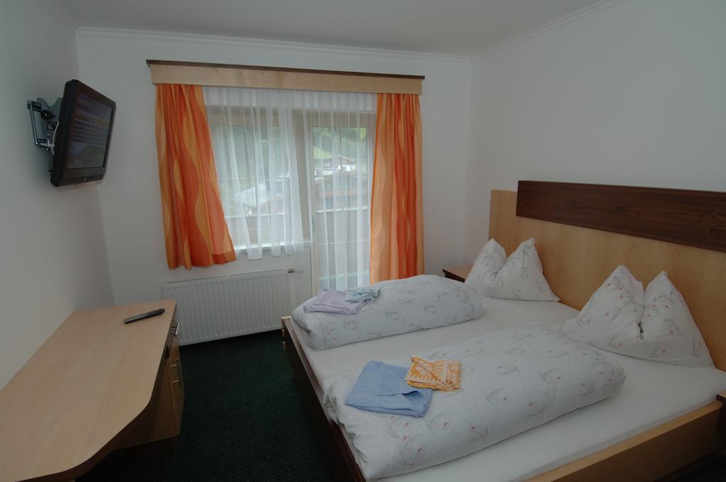 Gaestehaus Ingeborg Saalbach-Hinterglemm Camera foto